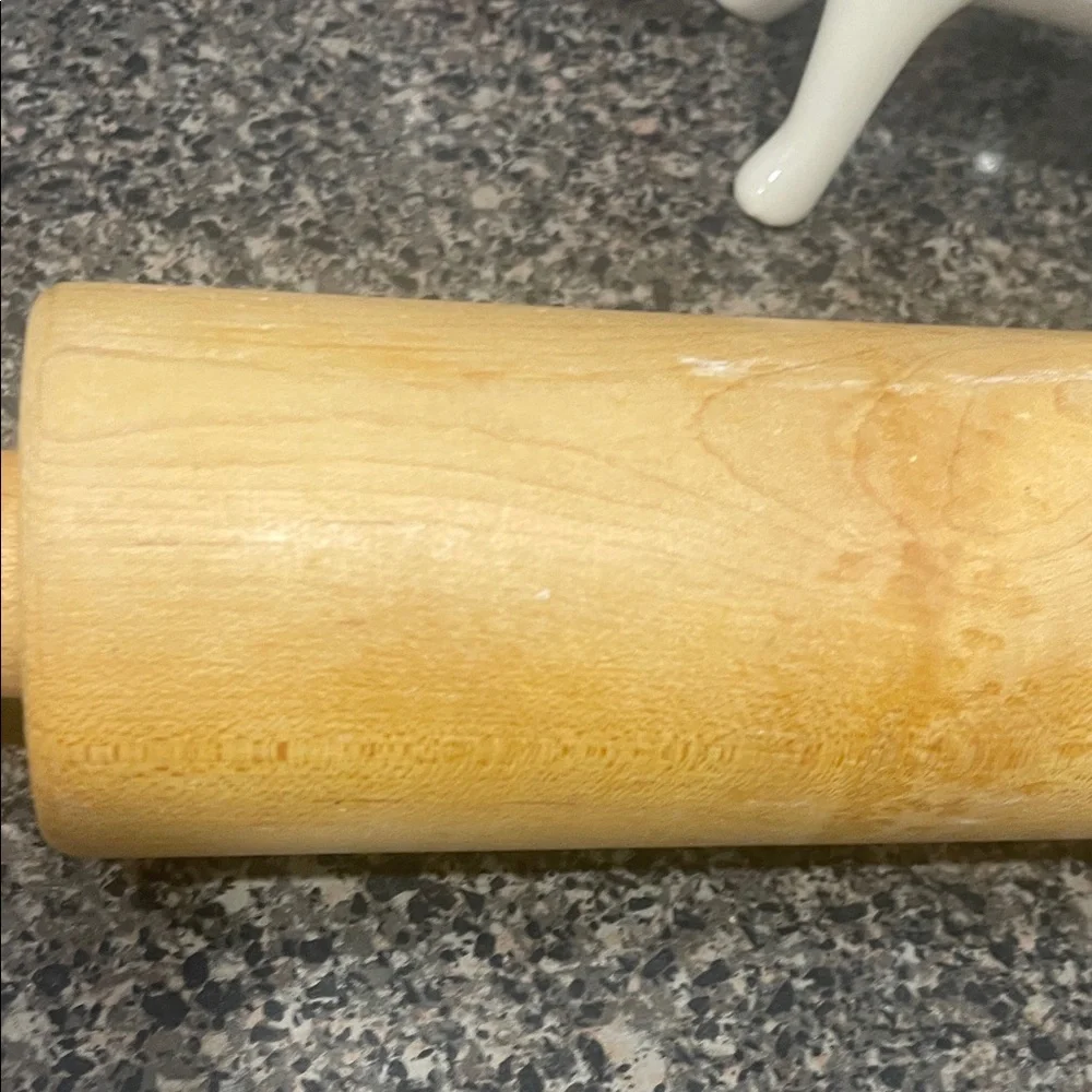 Vintage Style Natural Wood Rolling Pin - Light Brown